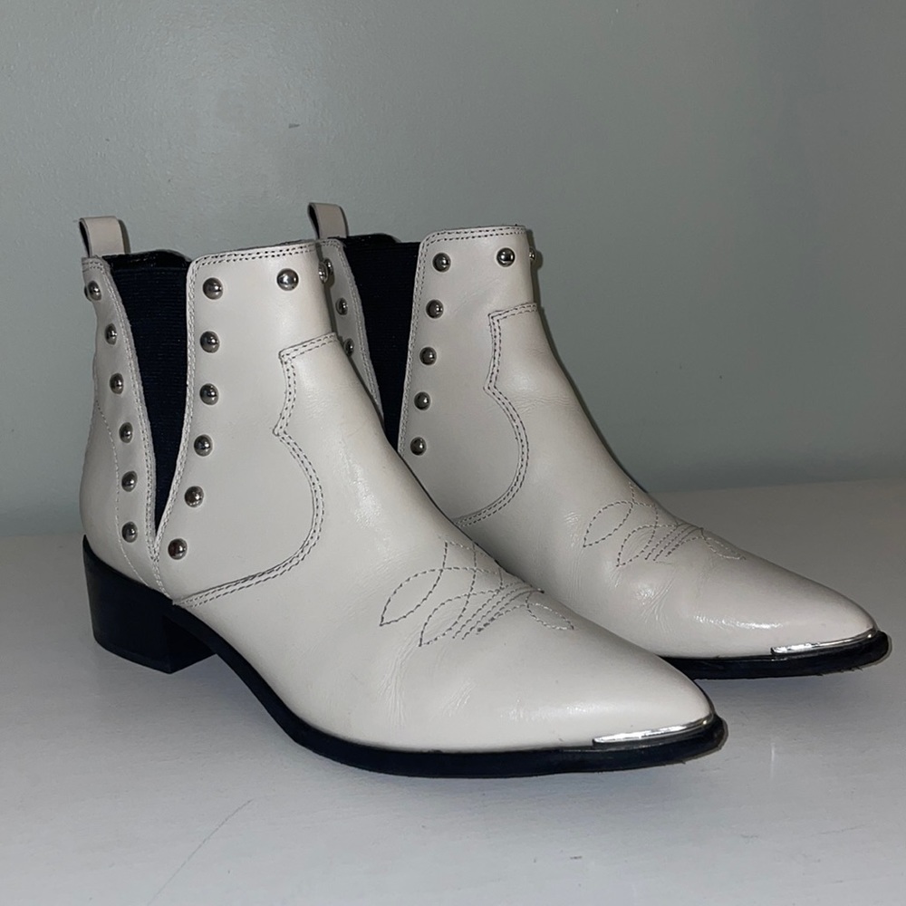 Marc Fisher white western booties